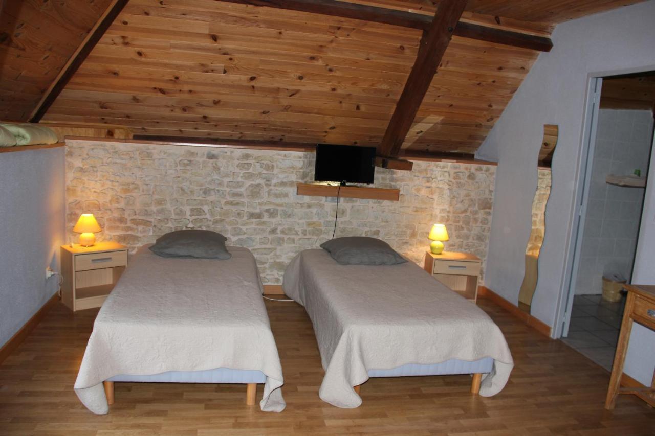 Chevrerie De La Huberdiere Liesville-sur-Douve Екстериор снимка